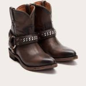 NEW Frye Brown Boot (short) size 7.5
